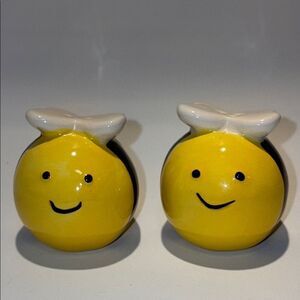 Ceramic bee salt, and pepper shakers
